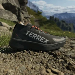 Agravic Gore-Tex Trail Running Shoes