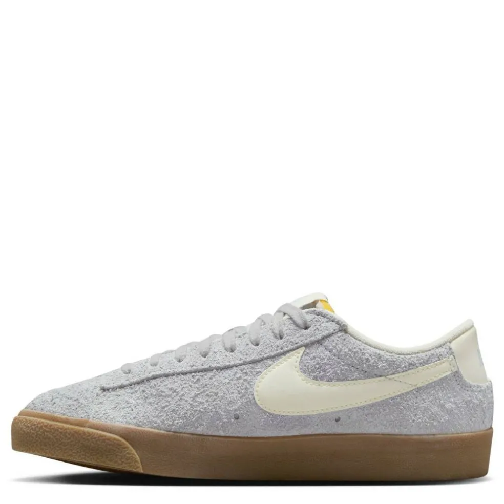 Blazer Low Trainers Womens