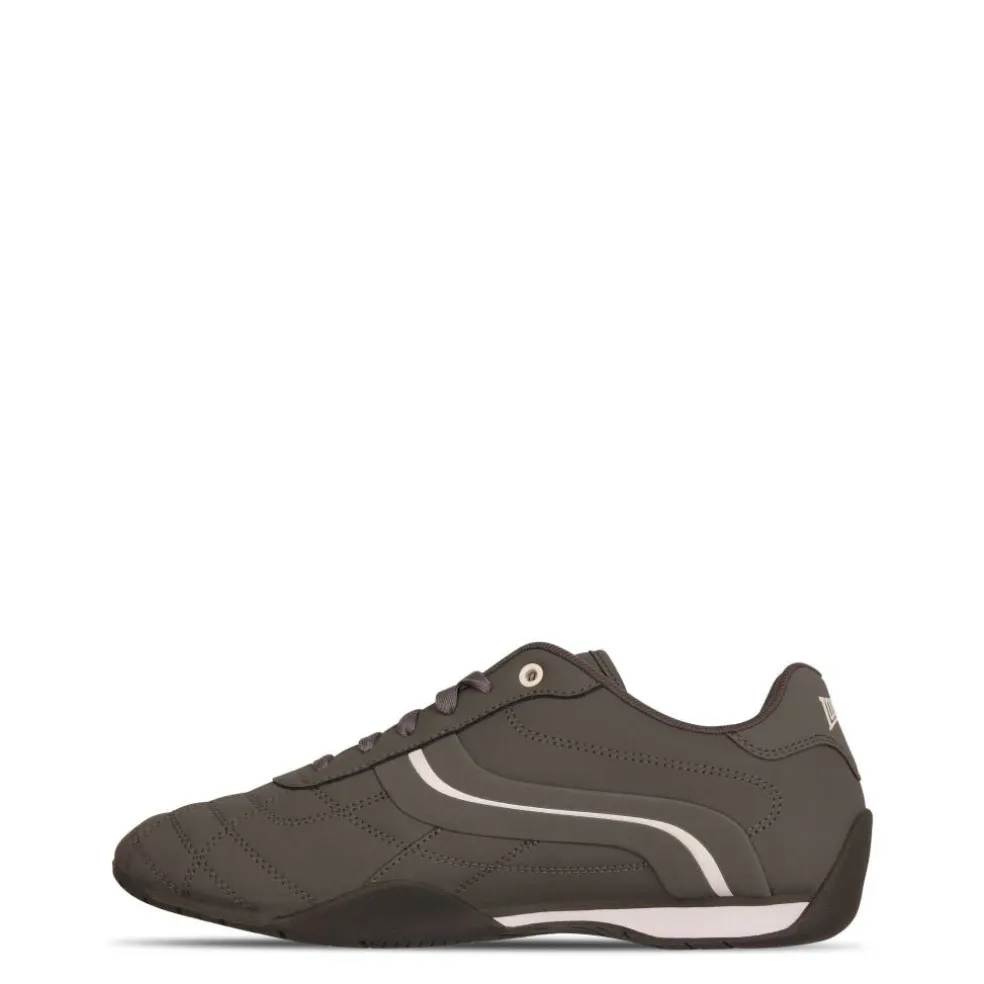 Camden Trainers Mens