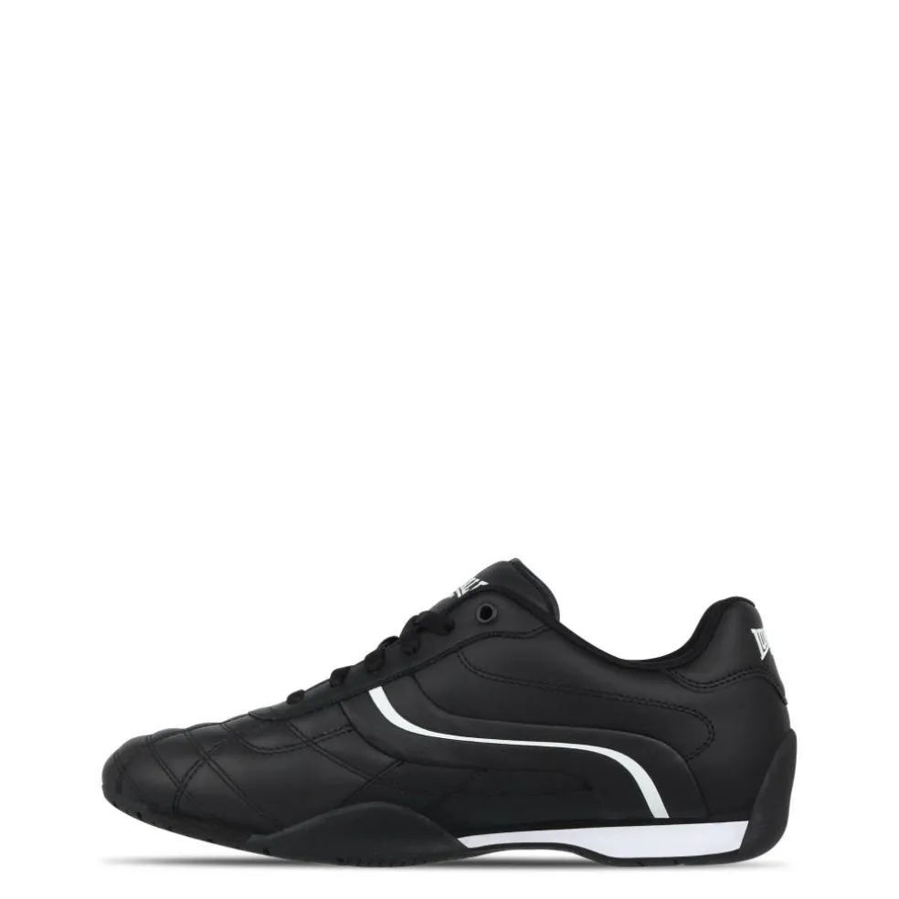 Camden Trainers Mens