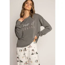 crew neck shirt