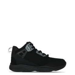 Diverse Basketball Trainers Mens