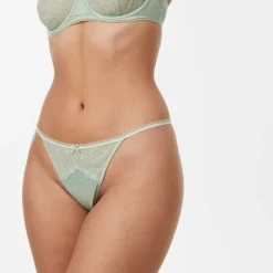 Erika Thong