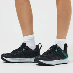 Facet OutDry Waterproof Walking Shoe Womens