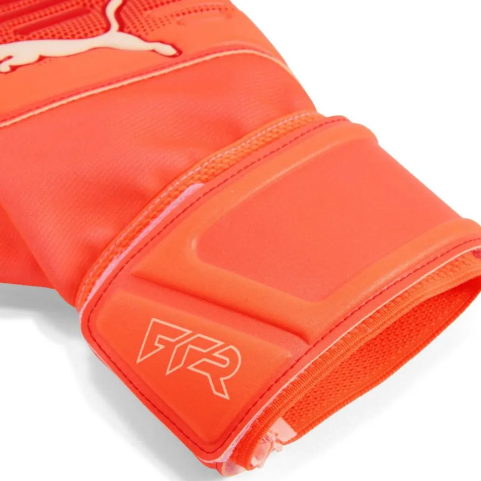 FUTURE Match Goalkeeper Glove Juniors