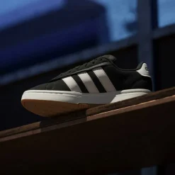 Grand Court Alpha 00s Low-Top Trainers Womens