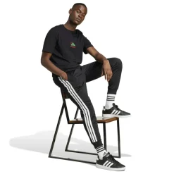 Graphic Logo T-Shirt Mens