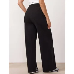 Gym King Victory Loopback Straight Leg Jogger - Black