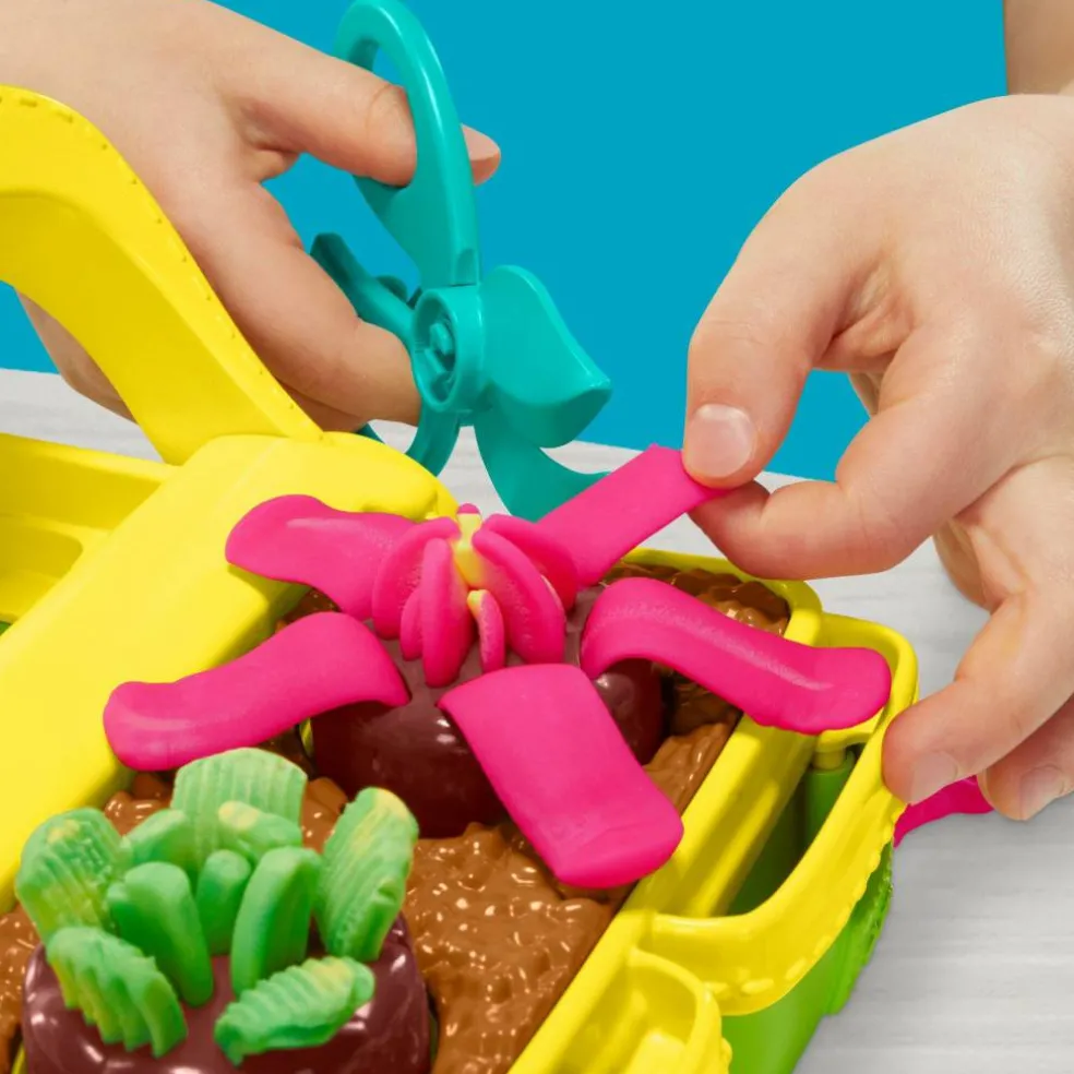 Hasbro Play-Doh Blooming Flowers
