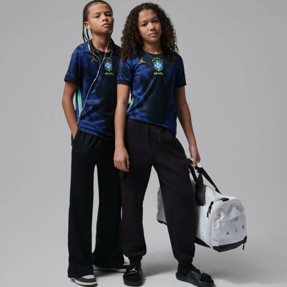 Junior Brazil Away Shirt World Cup ™ 2026