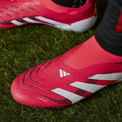 Kids' Predator Firm Ground Football Boots
