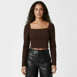 Long Sleeve Fitted Blouse