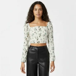 Long Sleeve Fitted Blouse
