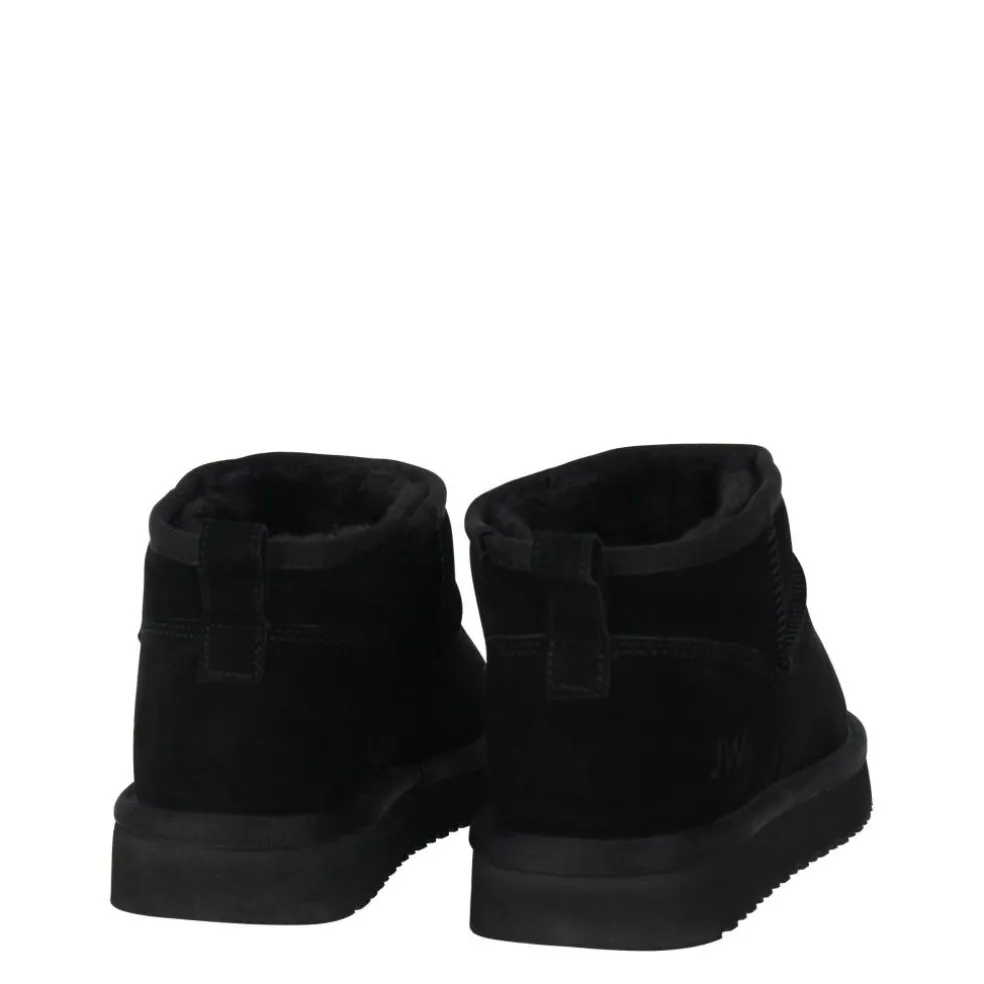 Low Snug Boots Womens