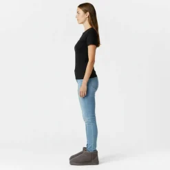 Low Snug Boots Womens