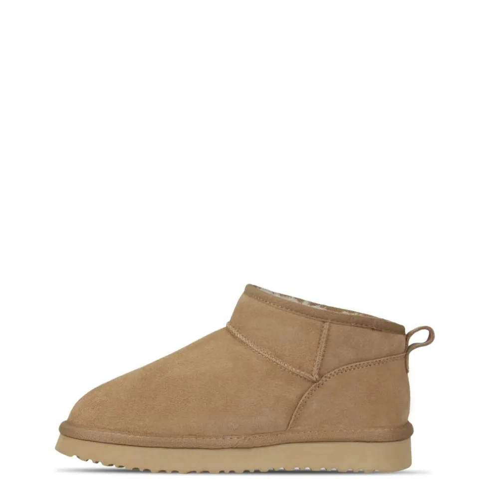 Low Snug Boots Womens