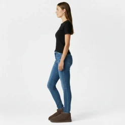 Low Snug Boots Womens