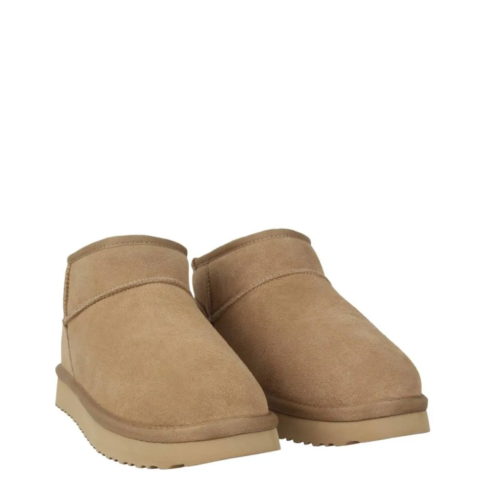 Low Snug Boots Womens
