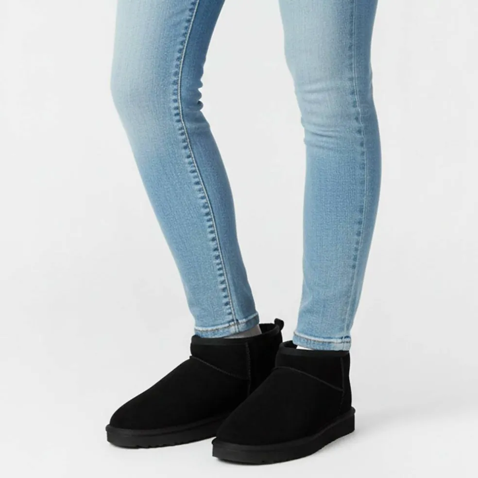 Low Snug Boots Womens