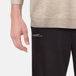 Men's Logo Closed Hem Fleece Joggers