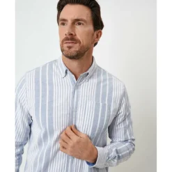 Men's Long-Sleeve Oxford Shirt