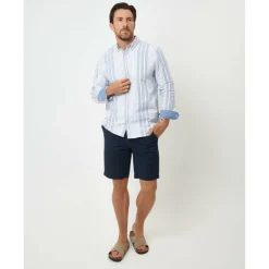 Men's Long-Sleeve Oxford Shirt