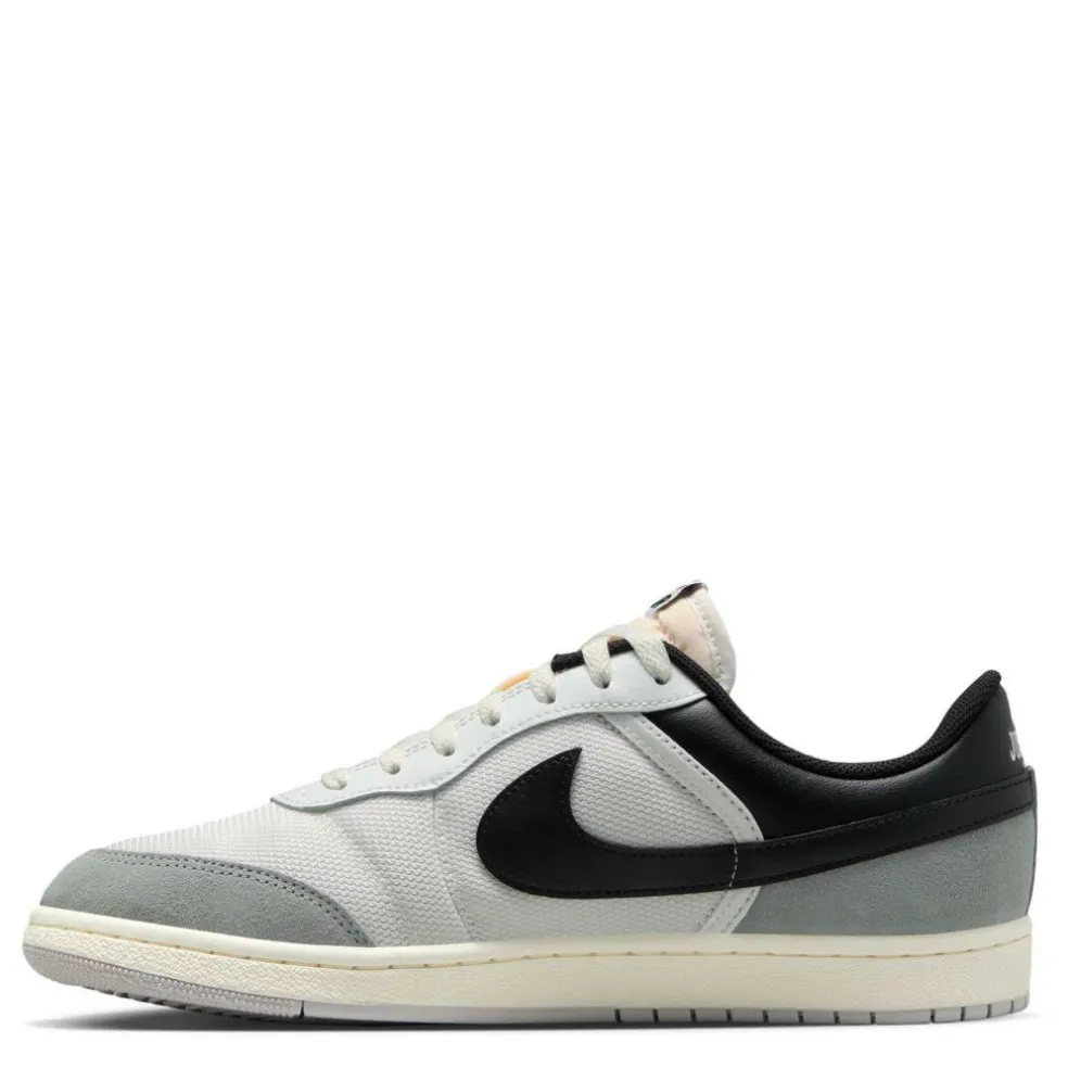Men's Low-Top Trainers