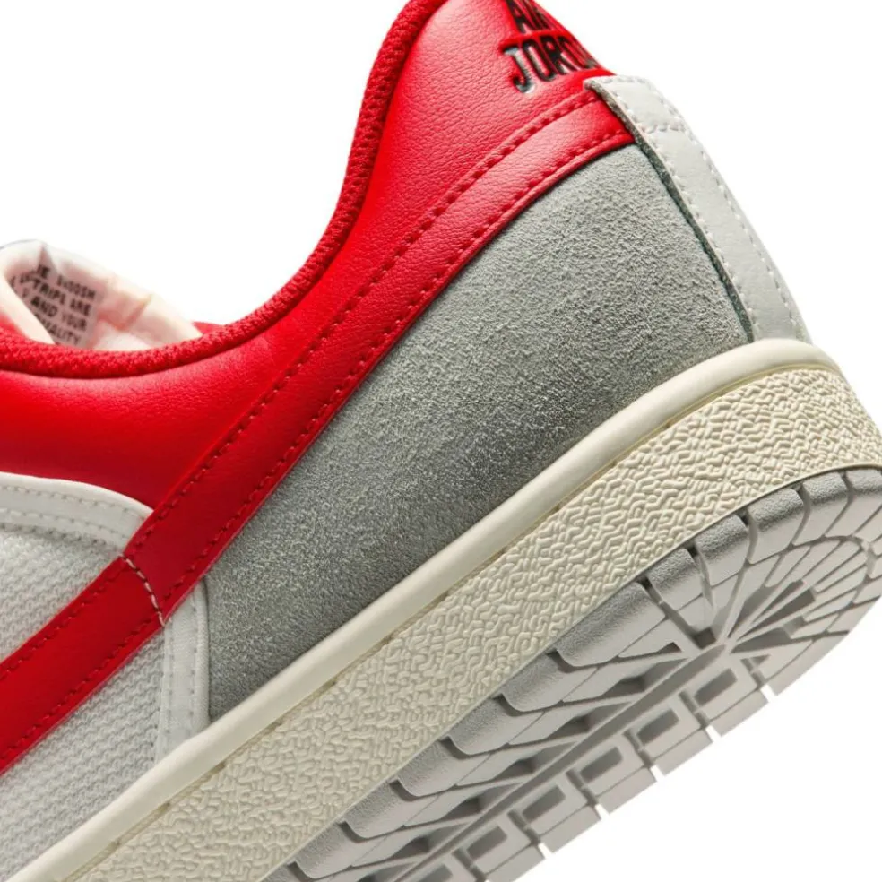Men's Low-Top Trainers