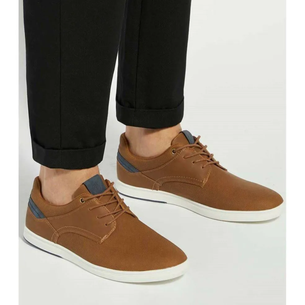 Men's Low-Top Trainers
