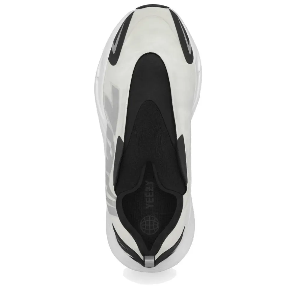 Men's 700 Mnvn Sustainability Sneakers