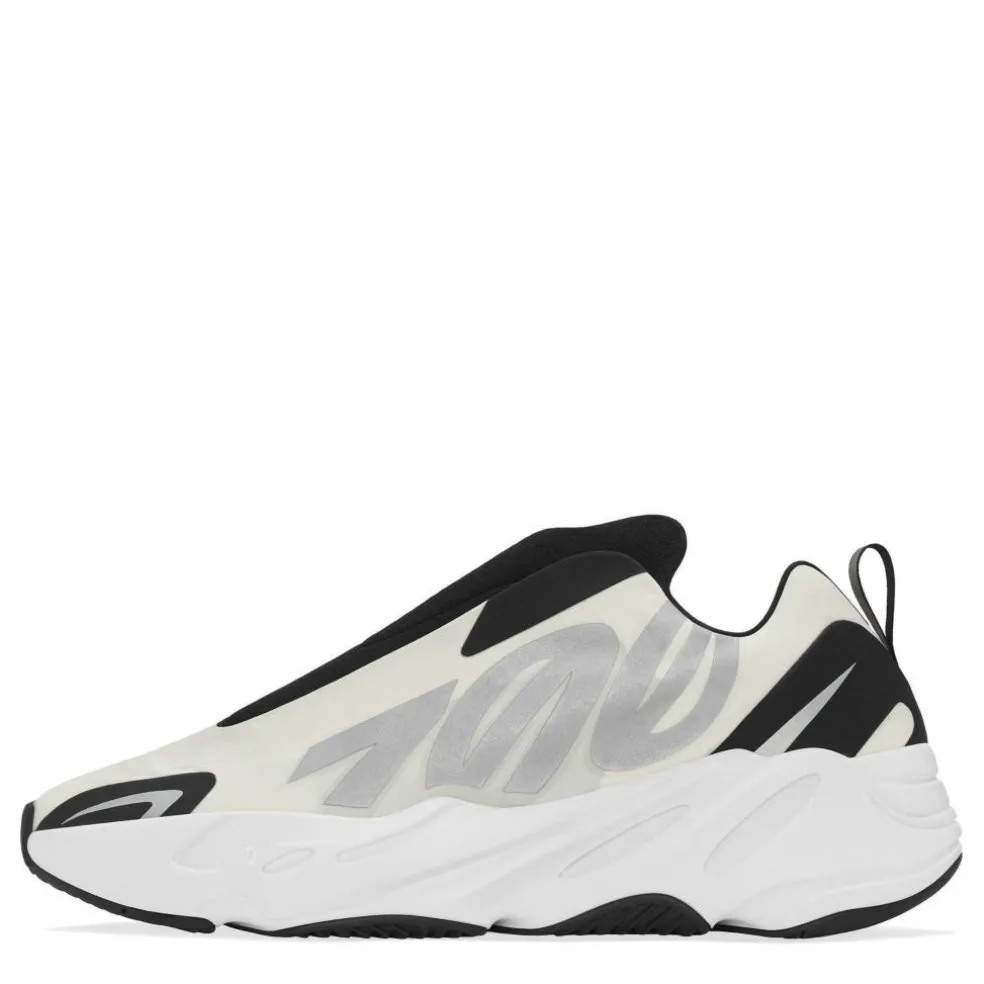 Men's 700 Mnvn Sustainability Sneakers