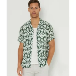 Men's Short-Sleeve Patterned Shirt