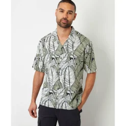 Men's Short-Sleeve Patterned Shirt