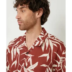 Men's Short-Sleeve Patterned Shirt