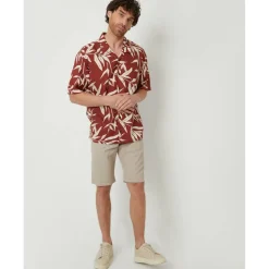 Men's Short-Sleeve Patterned Shirt
