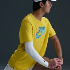 Men's Short Sleeve Performance Running Top