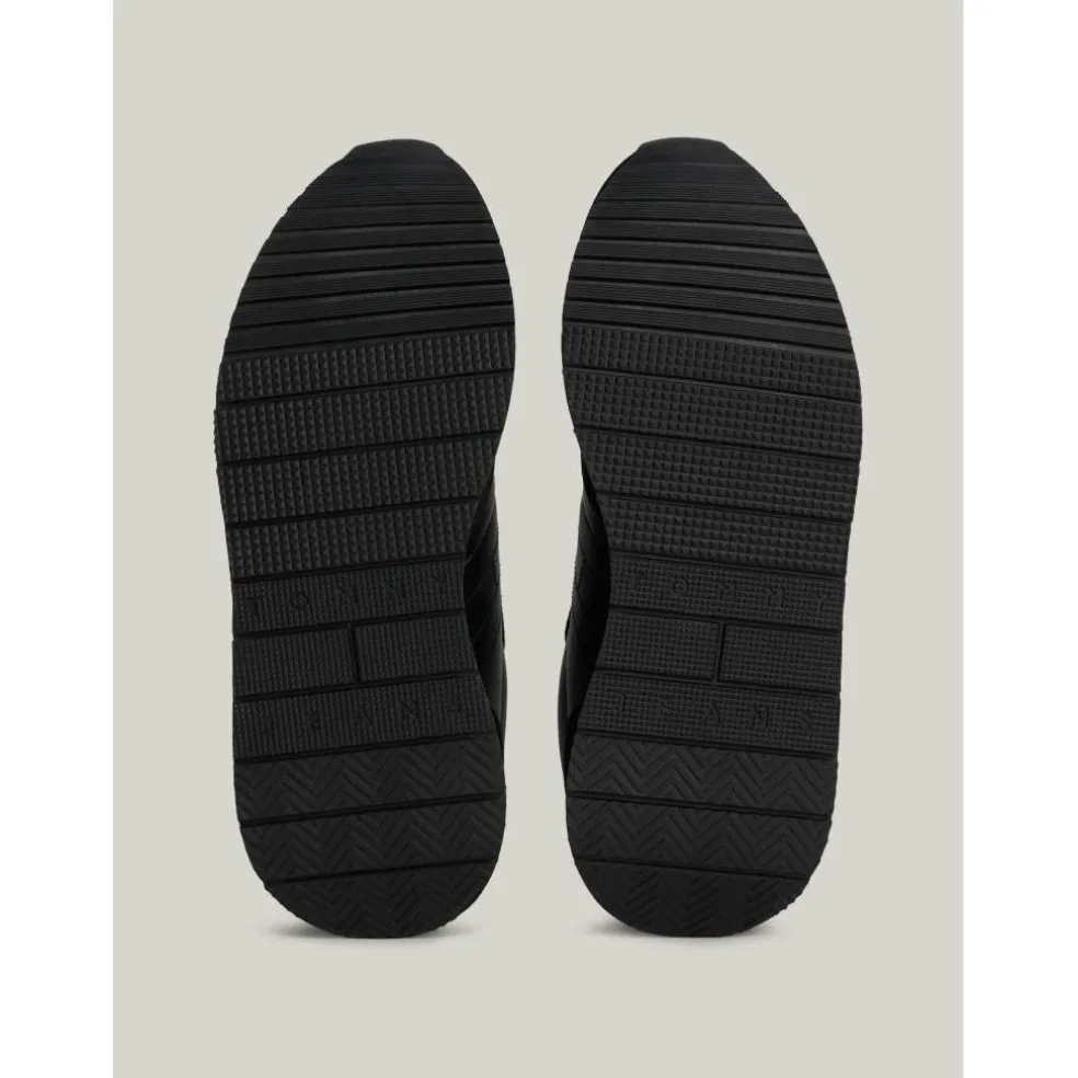 Modern Runner Low Top Trainers