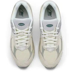 NB 2002 Womens