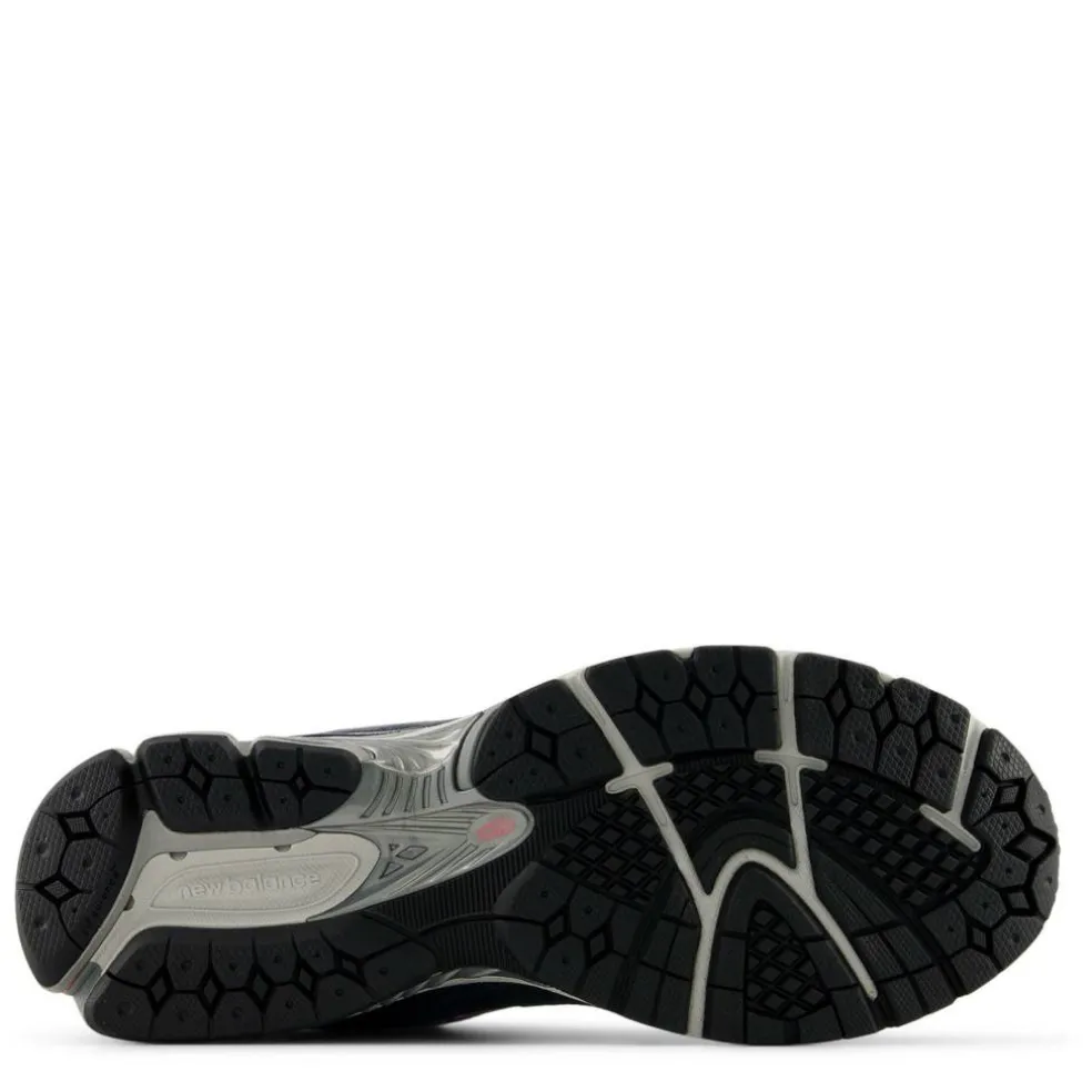 NB 2002 Womens