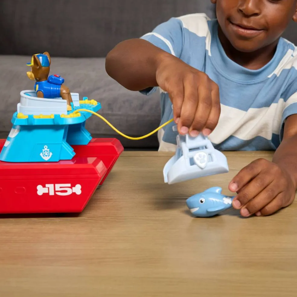 PAW Patrol Sea Patroller Playset with Chase and Shark Figure