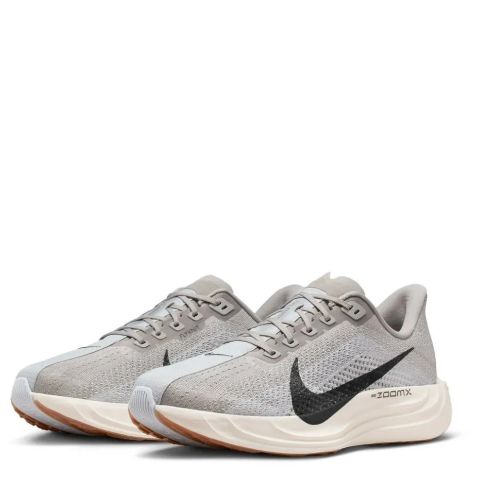 Pegasus Plus Trainers Mens