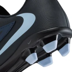 Phantom 6 Club Juniors Multi Ground Football Boots