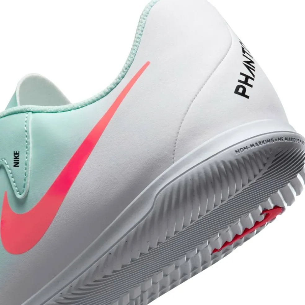 Phantom GX 2 Club Indoor Court Football Boots