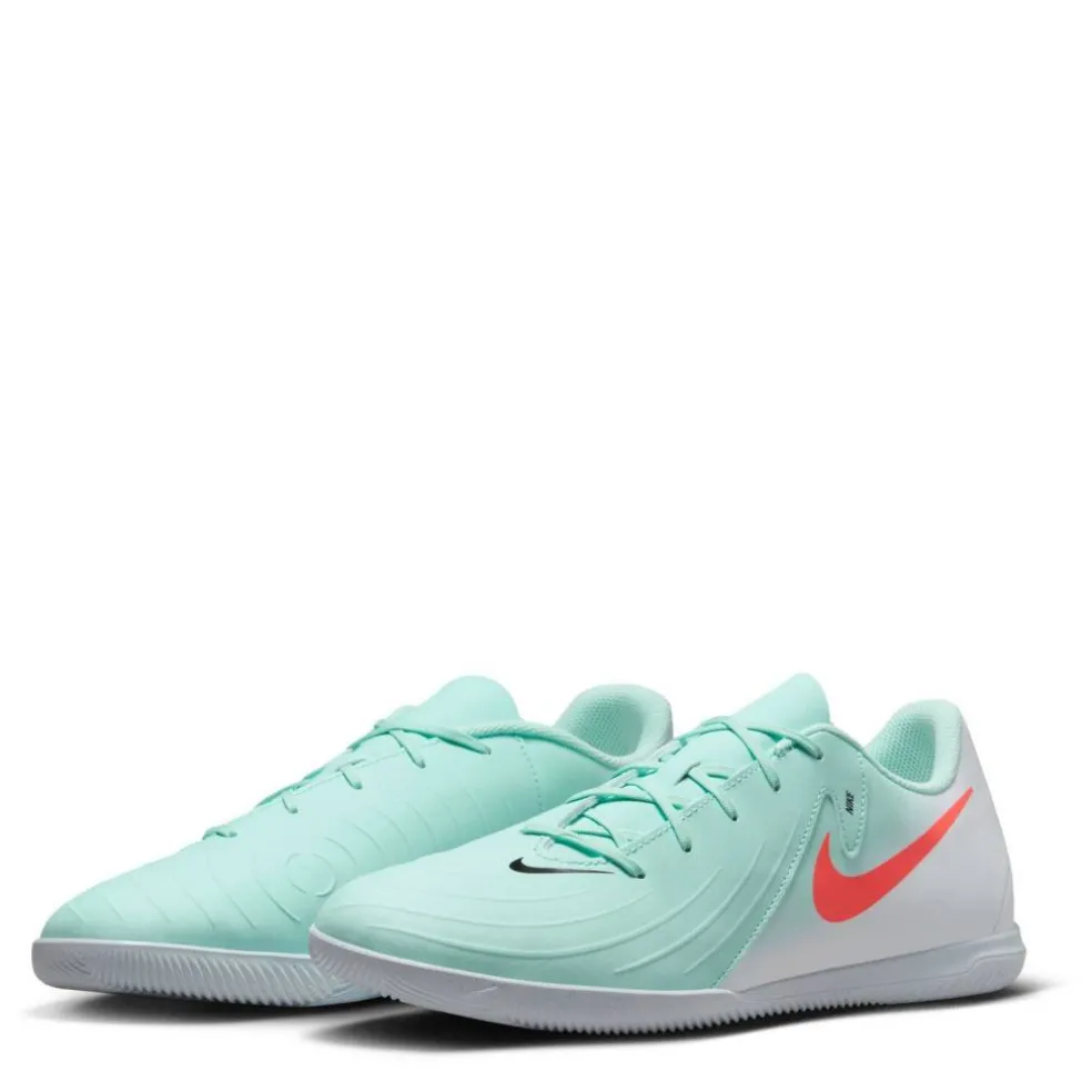 Phantom GX 2 Club Indoor Court Football Boots