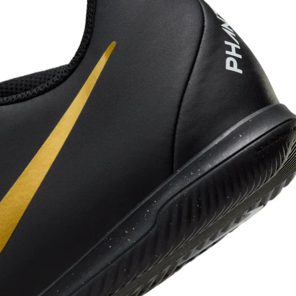 Phantom GX 2 Club Indoor Court Football Boots