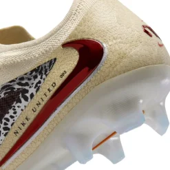Phantom 6 Low Elite Adults Firm Ground Football Boots
