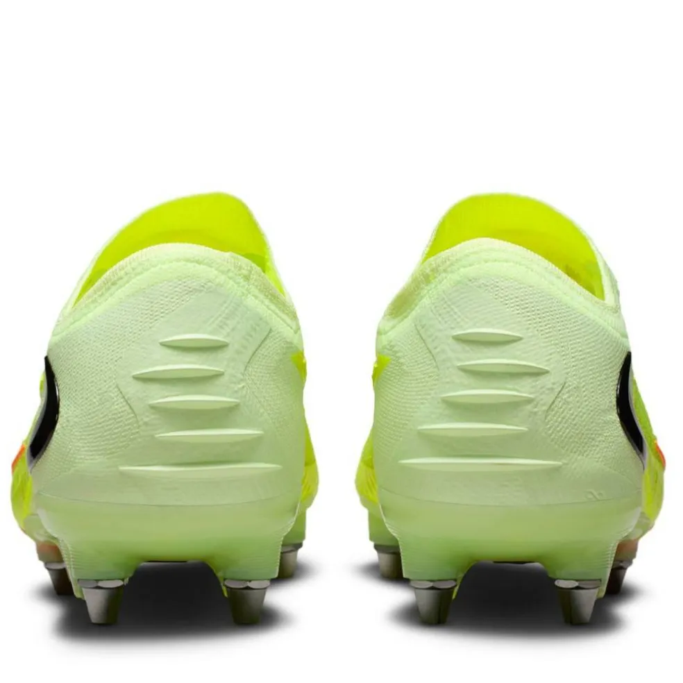 Phantom 6 Low Elite Adults Soft Ground Football Boots