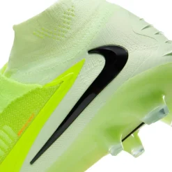 Phantom Luna II Elite Adults Firm Ground Football Boots