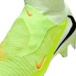 Phantom Luna II Elite Adults Firm Ground Football Boots