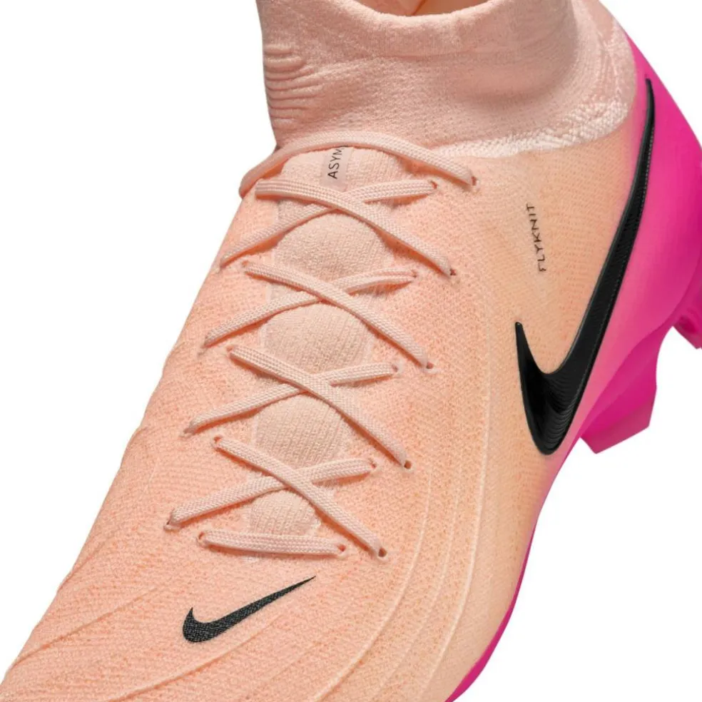 Phantom Luna II Pro Firm Ground Football Boots